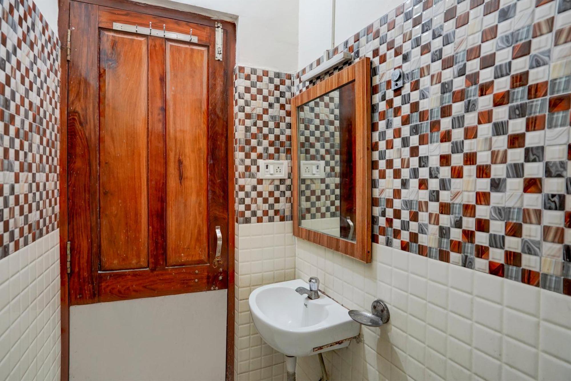 Super Hotel O Jwalapur Near Prem Ashram Haridwār Εξωτερικό φωτογραφία